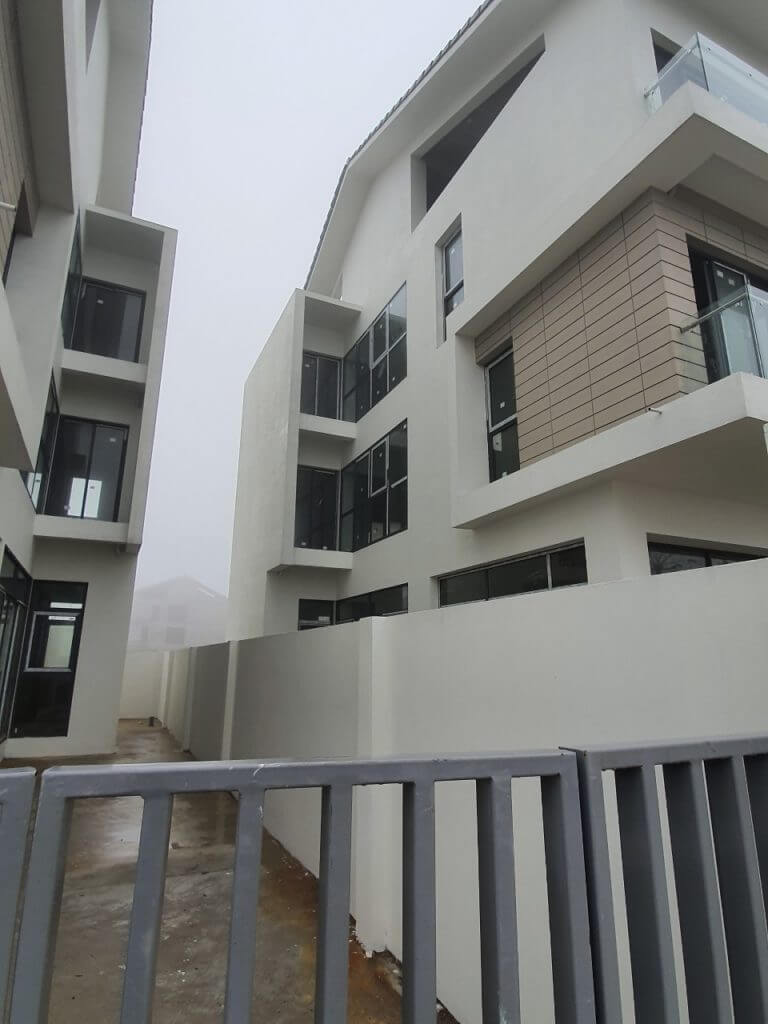 DỰ ÁN THI CÔNG CỬA NHÔM LUXURY
