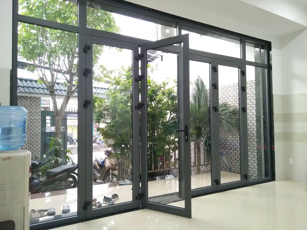cửa đi mở quay hệ 60 JMA