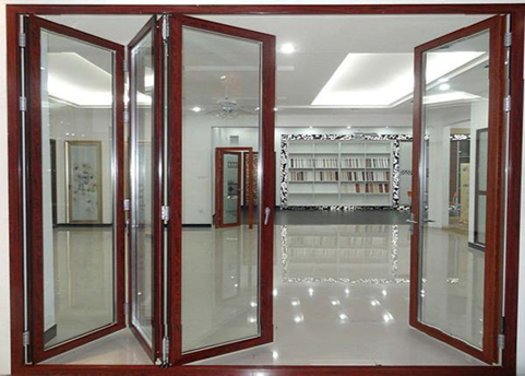 Một số ưu và nhược điểm cửa nhôm xingfa mở xếp gấp hiện đại