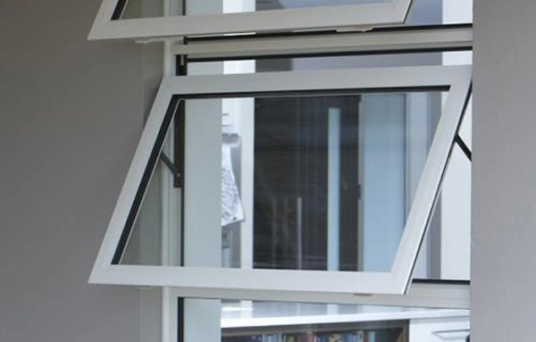 Tổng quan về ưu và nhược điểm cửa nhôm xingfa mở hất