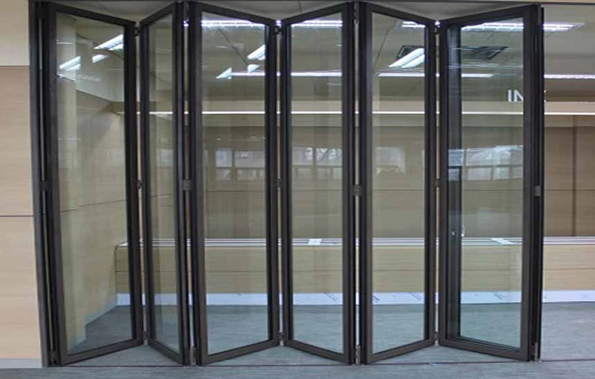 Một số ưu và nhược điểm cửa nhôm xingfa mở xếp gấp hiện đại