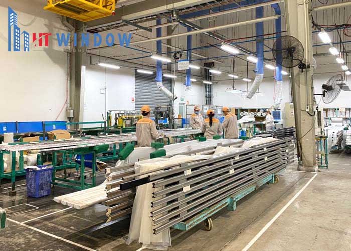 Quy trình sản xuất tại nhà máy LIXIL VINA được kiểm soát nghiêm ngặt