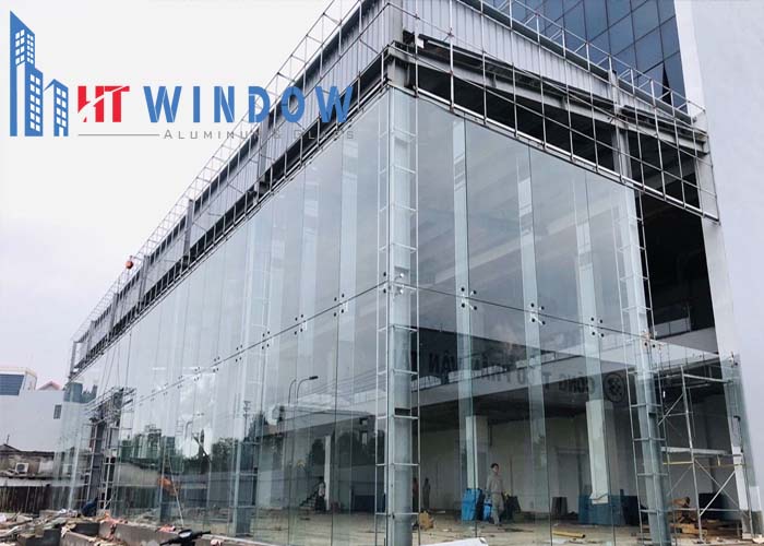 Độ bền của kính còn phụ thuộc vào chất lượng thi công