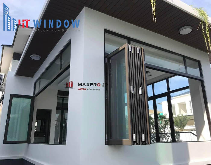 Lắp cửa nhôm Maxpro giúp tiết kiệm năng lượng, giảm ô nhiễm tiếng ồn tốt