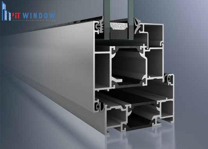 Cấu tạo nhiều lớp của cửa tạo thành lớp đệm không khí ngăn cản dao động âm thanh