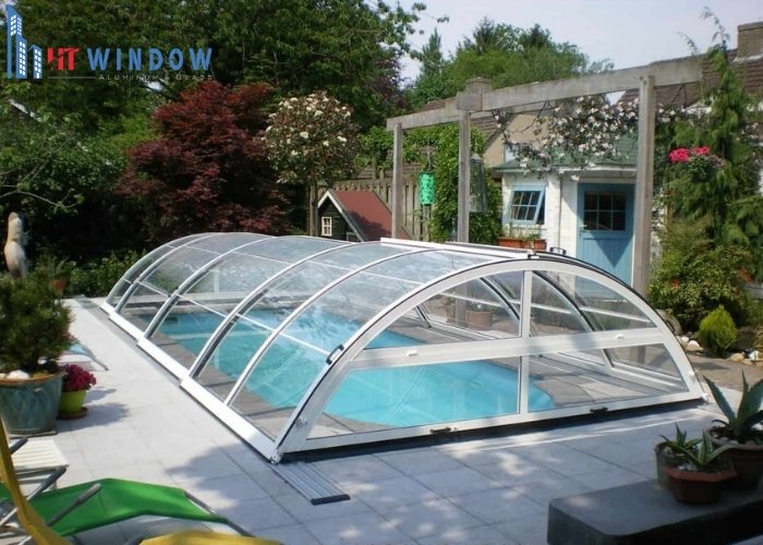 Kính Cong Cường Lực: Giải Pháp Kiến Trúc Hiện Đại Tối Ưu