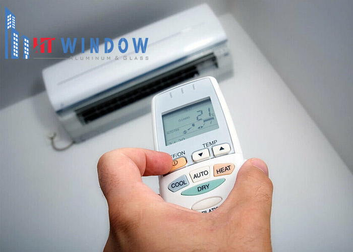 Bật điều hoà ở chế độ Dry hay còn gọi là chế độ làm khô