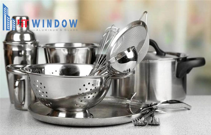 Inox nổi tiếng với độ cứng cao, trọng lượng nặng