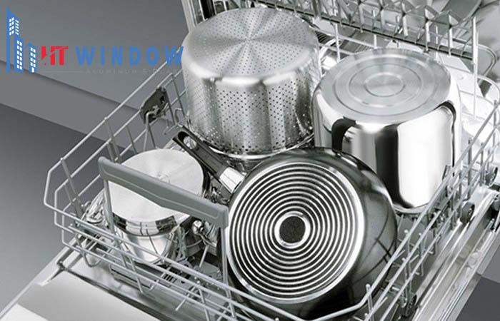 Nhôm và inox đều an toàn với thực phẩm, nhưng cần dùng đúng loại