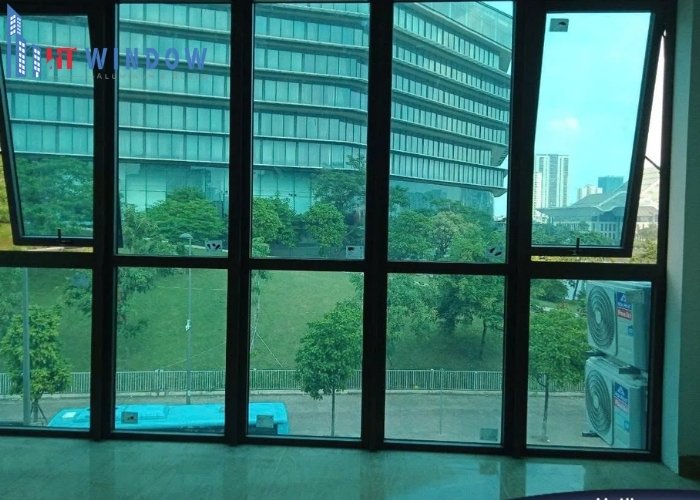Thuật ngữ mặt dựng kính phù hợp khi đề cập đến yếu tố thẩm mỹ và diện mạo bên ngoài công trình