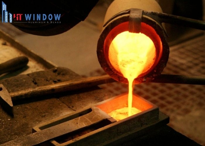 Các loại hợp kim nhôm thường bắt đầu mềm hóa và nóng chảy trong khoảng từ 482°C đến 660°C