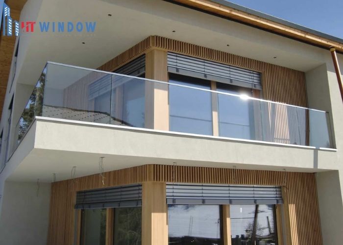 Đơn vị thi công uy tín phải cung cấp đầy đủ các chứng chỉ chất lượng từ nhà máy sản xuất