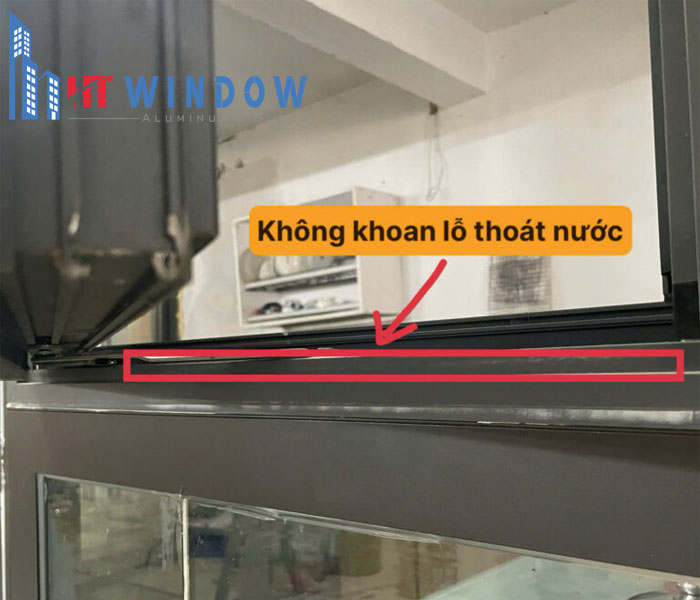 Lỗi không khoan lỗ thoát nước